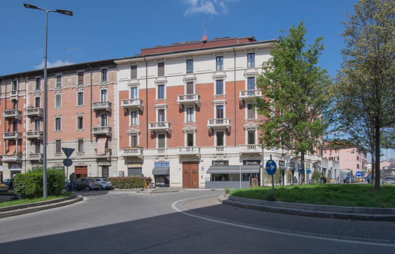 Super Modern And Design Apartment, A Due Passi Dai Navigli - Milan — Foto 2